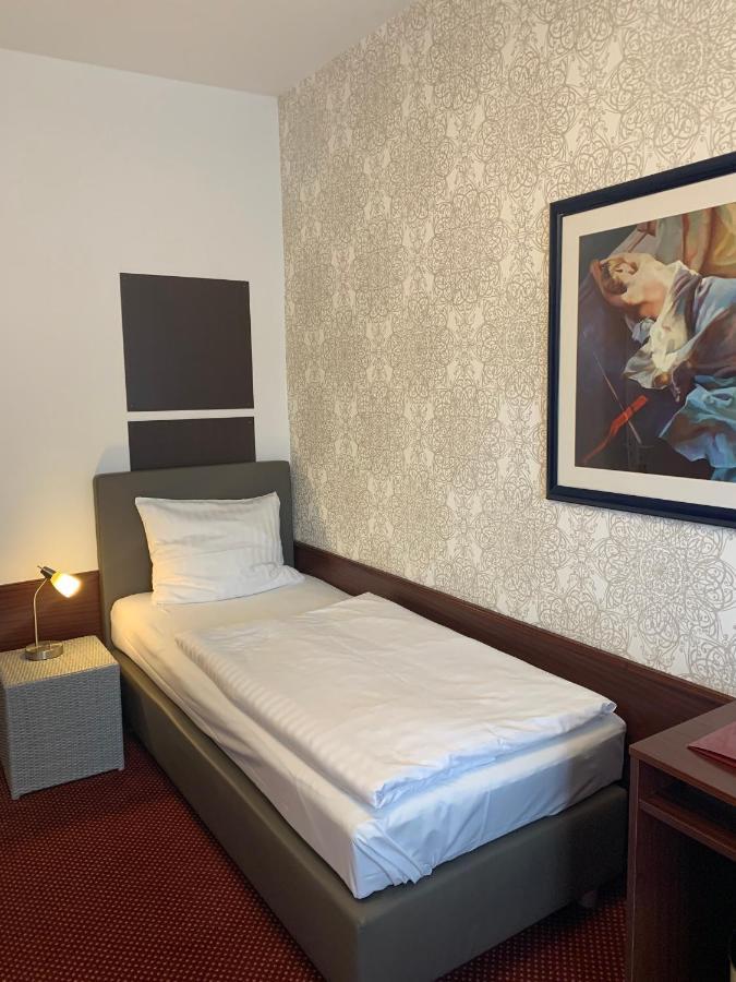 Hotel Germania Кёльн Экстерьер фото