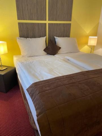 Hotel Germania Кёльн Экстерьер фото